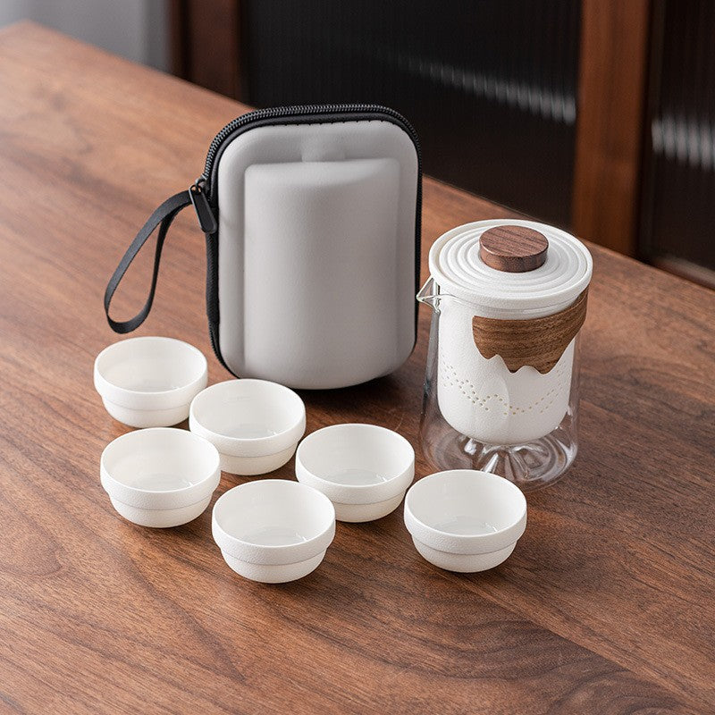 Your tea set for on the go - made of ceramic