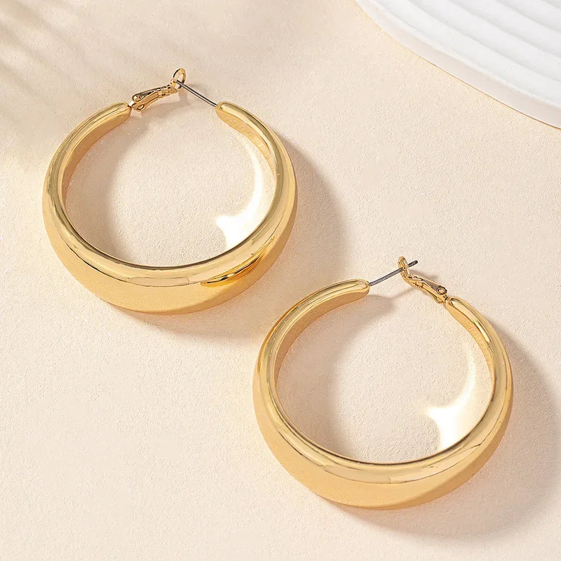 Retro Temperament Circle Earrings For Women Simple Style Holiday OL Party Gift Fashion Jewelry Ear Accessories E372