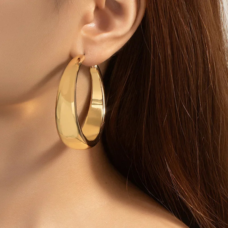 Retro Temperament Circle Earrings For Women Simple Style Holiday OL Party Gift Fashion Jewelry Ear Accessories E372