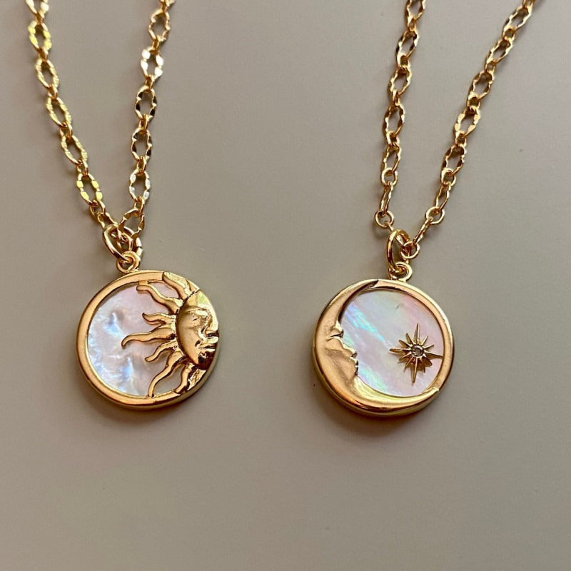 Vintage 3D Sun Moon Circular Coin Necklace Mother Shell Pendant Jewelry Titanium Steel Furnace True Gold Electroplating 18k